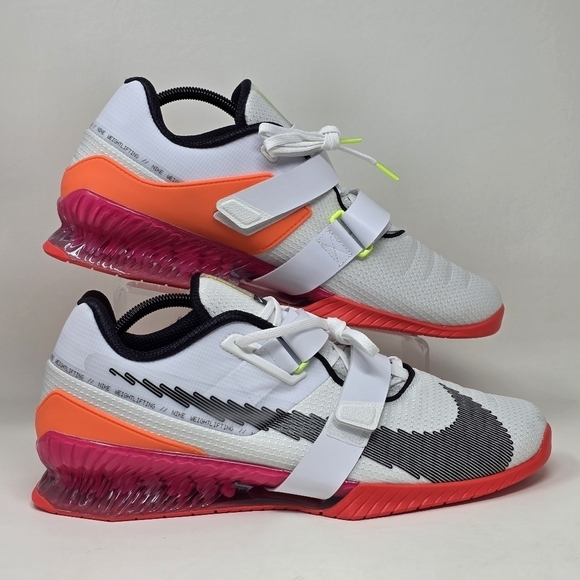 Athletic_Shoes
